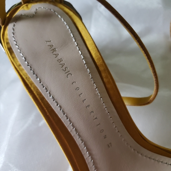 GEOMETRIC MID HEEL SHOES WITH RHINESTONES - Picture 12 of 14